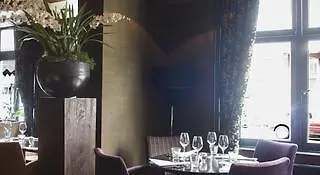 Trianon Annex Отель